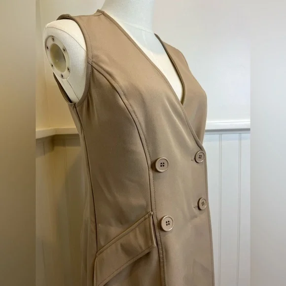 MAX STUDIO Sleeves Dress - Picture 4 of 10